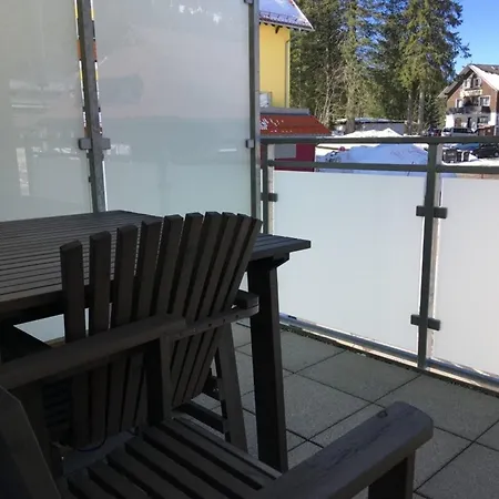 Apartament Blackforest Lounge Direkt An Der Skipiste, Inkl Parkplatz Und Skiraum