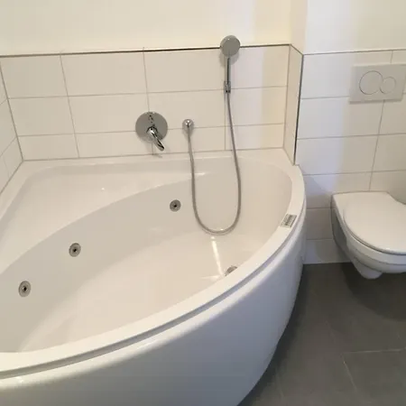 Blackforest Lounge Direkt An Der Skipiste, Inkl Parkplatz Und Skiraum